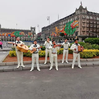 Mariachi Night Tour: Erkunde die Stadt im Capital Bus 7