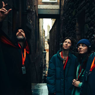 Small Group Edinburgh Night Walking Tour with Underground Vaults 2