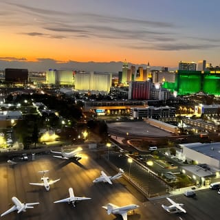 Las Vegas Helicopter Night Strip Flight Tour with Optional Dinner 3