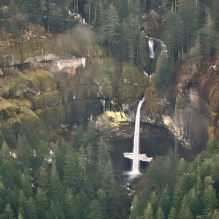 Private Multnomah Falls Air Tour à Portland 6
