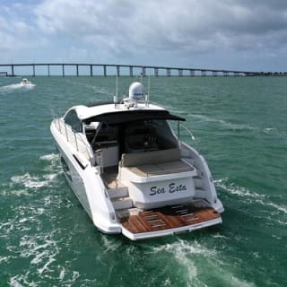 43' Azimut Yacht Charter Private Cruise with Captain & Stew 2