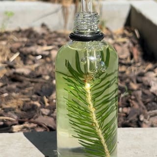 Body Oil with flowers 3