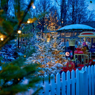 Tivoli Gardens: Christmas Entry Ticket 5