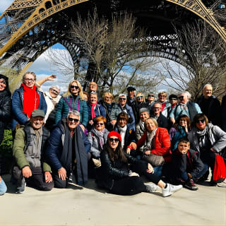 Eiffel Tower Elevator Tour with a Guide (Ecklectours) 10
