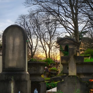 Visite guidée en petit groupe du cimetière de Paris Pere Lachaise 4