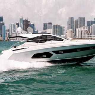 43' Azimut Yacht Charter Private Cruise with Captain & Stew 9