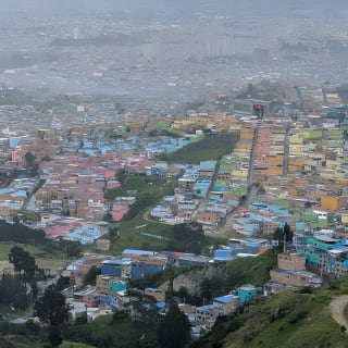Cable car to el Paraiso, the city slum 7