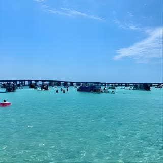 12 passenger Crab Island pontoon boat rental  4