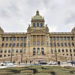 Pražský hrad: Národní muzeum a Pražský orloj 2