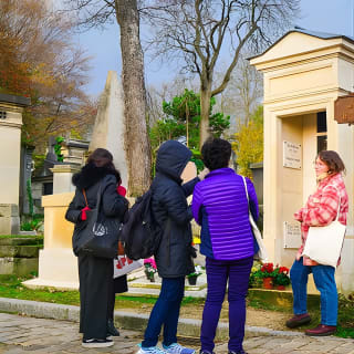 Visite guidée en petit groupe du cimetière de Paris Pere Lachaise 5