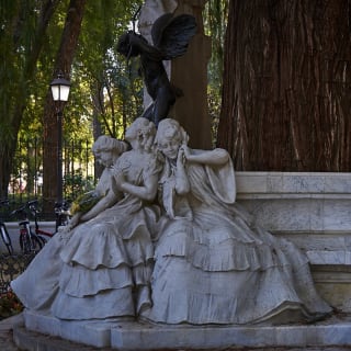 Secretos del Parque María Luisa y Plaza de España Walking Tour 5
