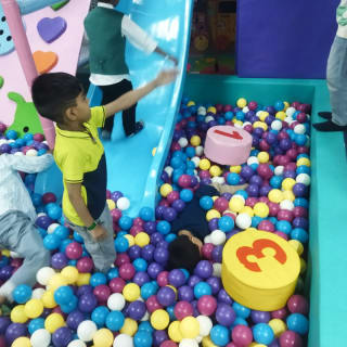 KAGS Funzone 4