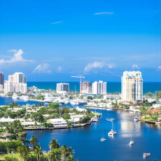 Venice of America Tour | Millionaire's Row | Complimentary Drinks 8