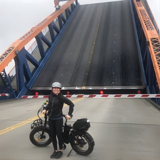 3 Hours Electric Bike Tour of Seattle's Waterways, Nature and Neighborhoods 2