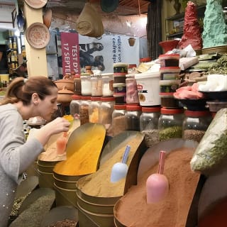 Cours de cuisine marocaine avec maket dans la médina de Marrakech 2
