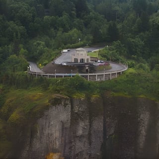 Private Multnomah Falls Air Tour à Portland 9