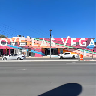 Arts District & Brewery Row - Where the Las Vegas Locals Go 10