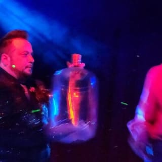 Unbelievable Magic Show - Starring Steven Best  4