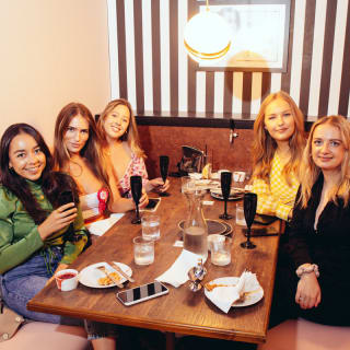 Notes N Dine Rnb Dining Valentines Dining experience  - Live Band - 2 Course meal 1