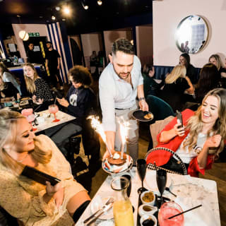 Notes N Dine Rnb Dining Valentines Dining experience  - Live Band - 2 Course meal 3