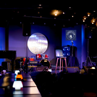 Soirée Stand up à deux pas des Champs Elysées au Comedy Club Étoile 2