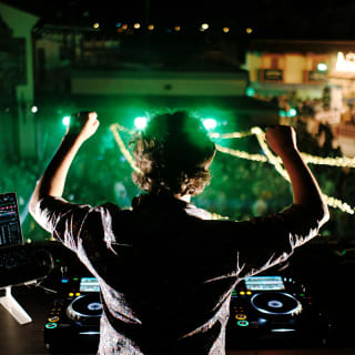 Jameson Connects Málaga : música, foodtrucks y diversión 3