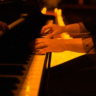 Candlelight: Tribute to U2 3