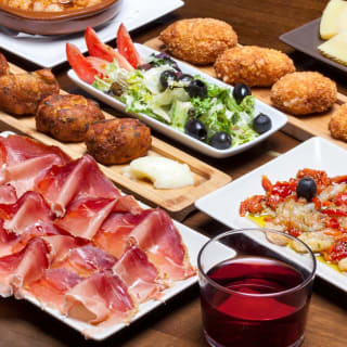 La Tapeta del Carmen: 5 tapas y barra libre de cerveza 4