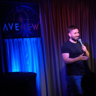 Avenew Comedy Club 4