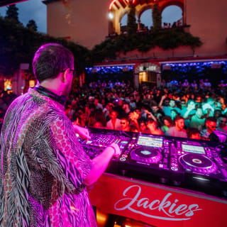 Jackies Closing Party en La Terrrazza 1