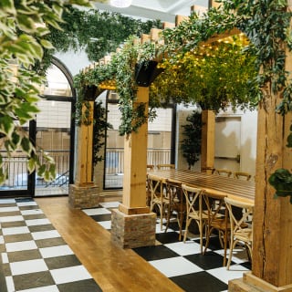 Treehouse Chicago Pizza-Making and Wine Experience 4