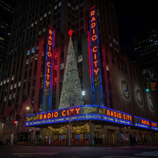 Christmas Lights Hunt - A Magical Mystery in New York 3