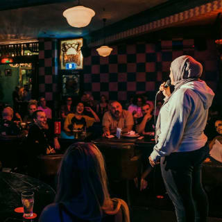 Harry's Comedy 4