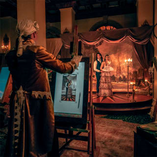 The Queen's Ball: A Bridgerton Experience 5