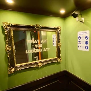 Visite de l'expo "The World of Banksy" et de l'hôtel Walled Off 3