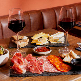 A Wine Flight Experience 1