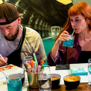 Drinks & Drips: pinta un graffiti y cata unos cócteles 2