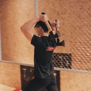 Beer  'n'  Axe Throwing session 1