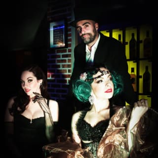 Cabaret d’Ourique: Espetáculo de burlesco com 1 welcome drink 1