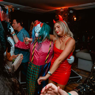 28 Floors Later: Halloween with Artful Dodger 4