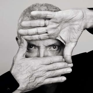 Bernard Lavilliers : Sous un soleil énorme à L'Amphithéâtre 1