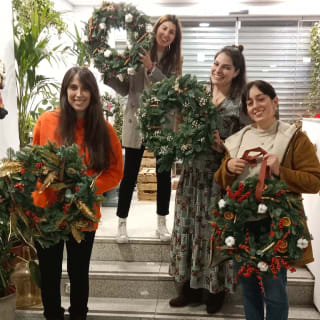 Taller de Coronas Navideñas 2