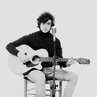 Concierto de artistas emergentes en Urban Youth Hostel 4