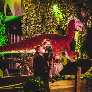 Exposición de dinosaurios +  entrada en Poble Espanyol 1