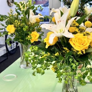 Mother's Day Floral Arrangement Workshop 6
