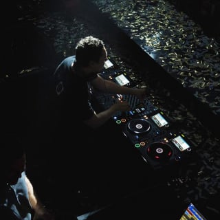 Lessons with Legends: Private DJ Lessons at PRYSM 1