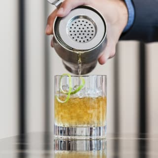 Terrasse : Apéro Chic du Bar 1807 5
