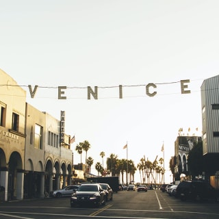 Venice Comedy Compound! 2