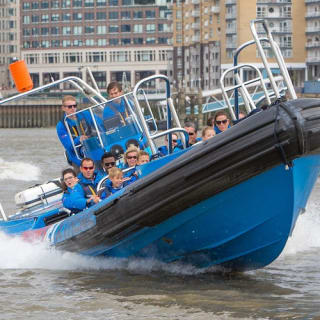 London: Thames Rush Jet Boat Tour 3