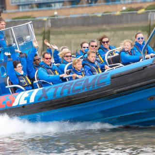 London: Thames Rush Jet Boat Tour 4